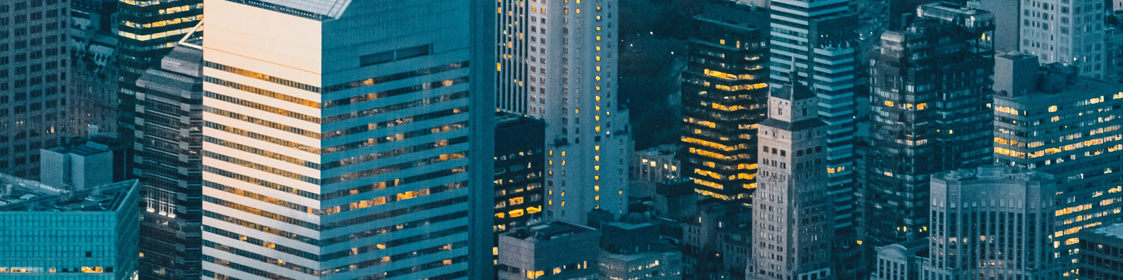 Centrum miasta pełne nowoczesnych budynków